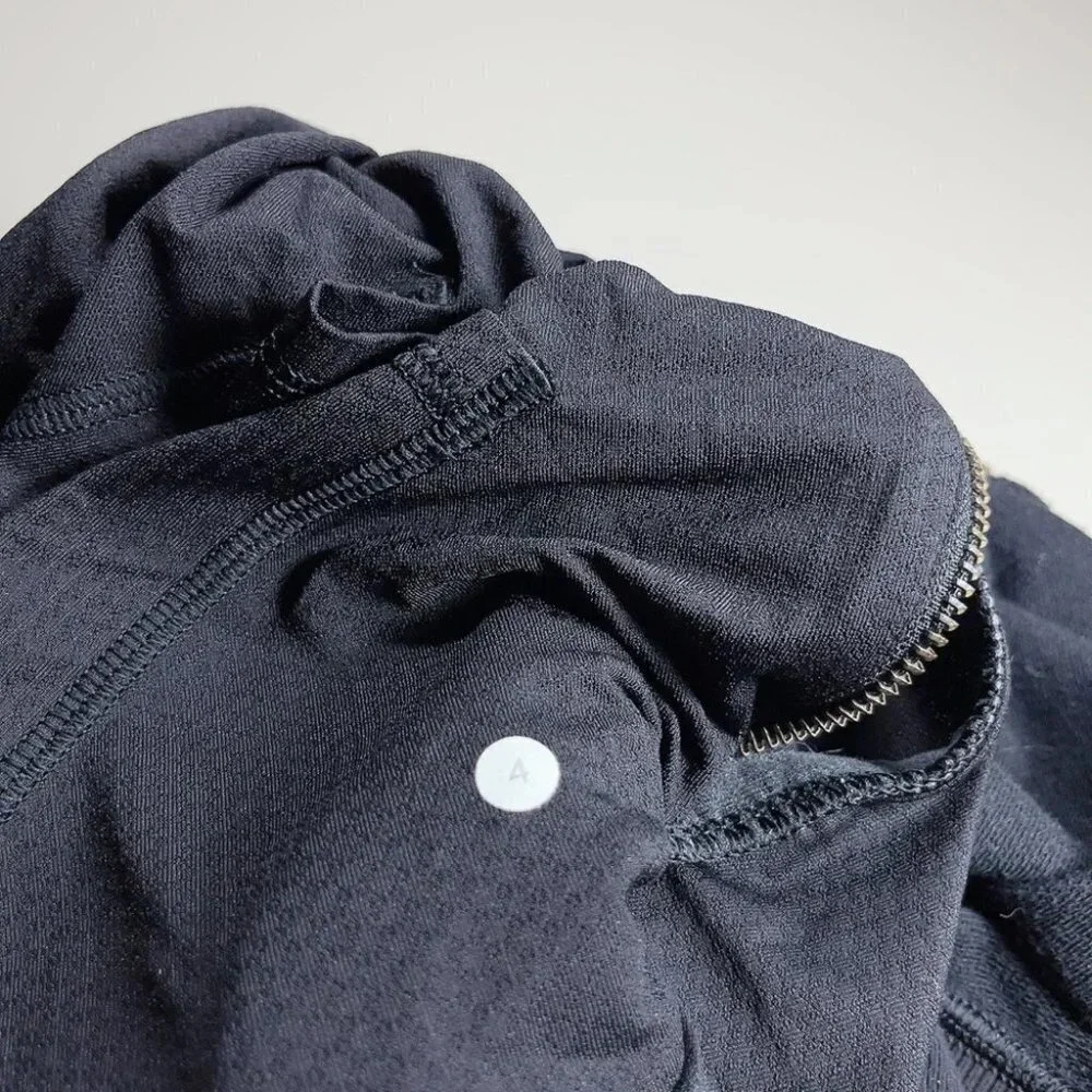Lululemon Om & Roam Pullover